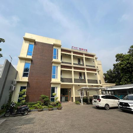 The Home Srengseng Yakarta Exterior foto